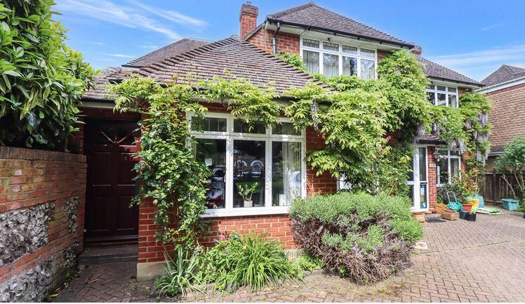 Main image of property: Park Road