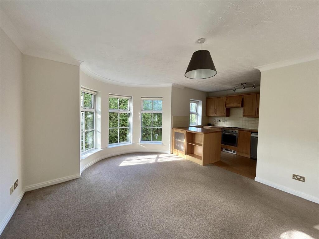 Apartment in Davenham, Kingsmead - View 2
