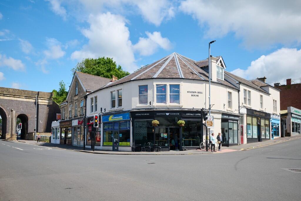 Main image of property: Room 15, Station Hill House,Chippenham SN15 1EQ