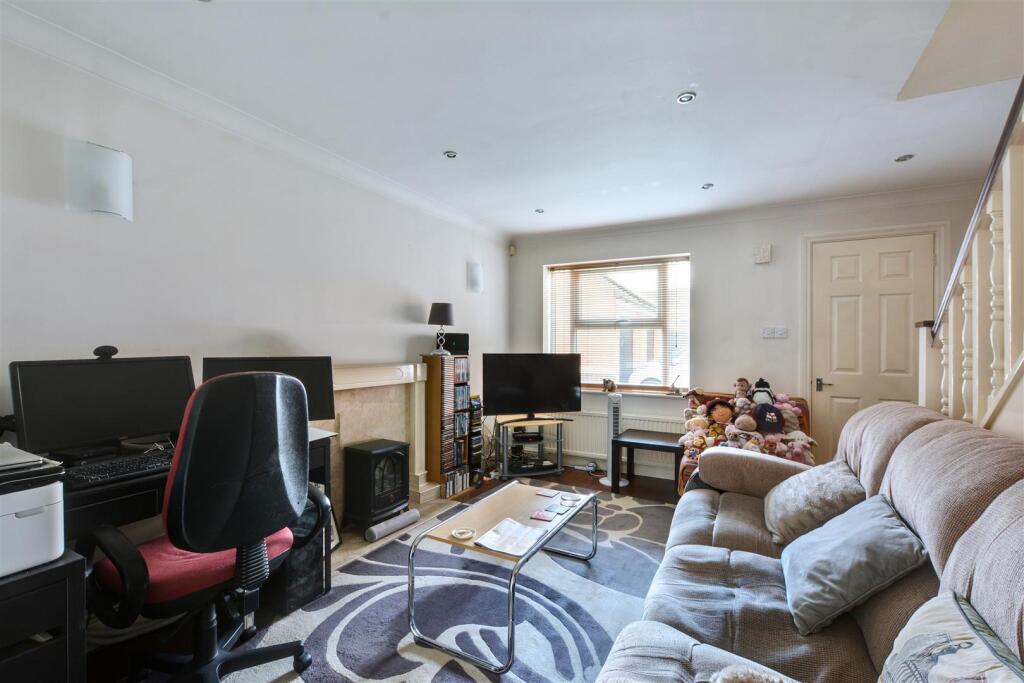 House in Nottingham, Toton - View 6