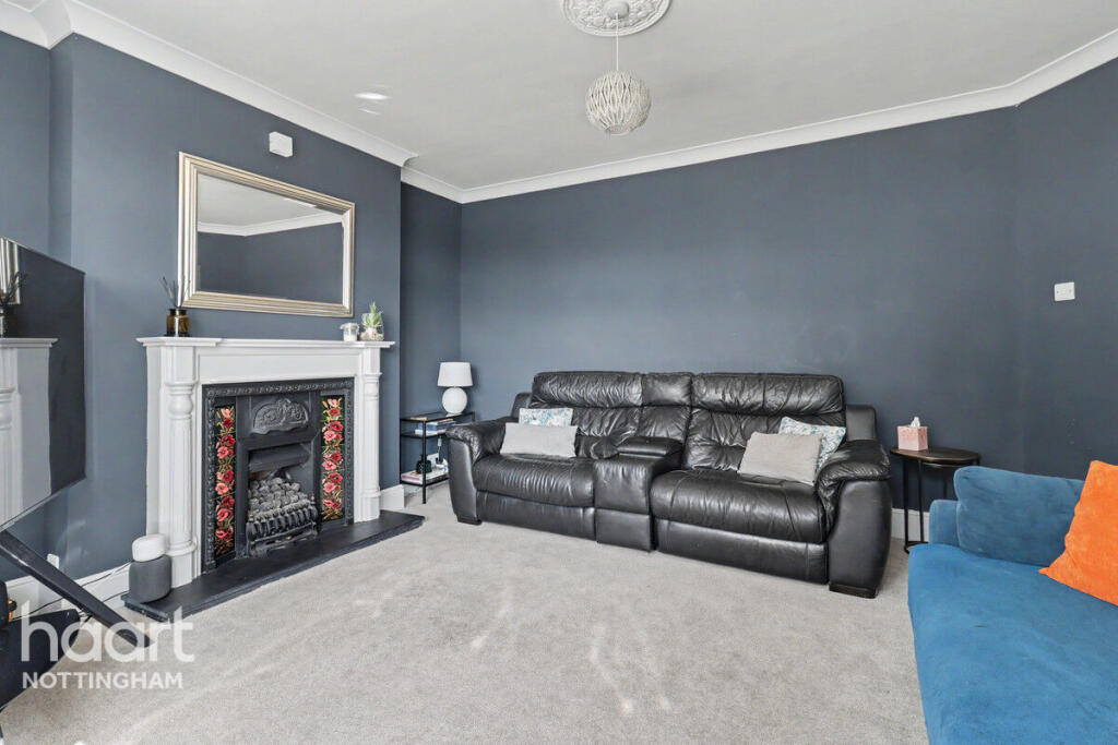 House in Nottingham, Tollerton - View 4