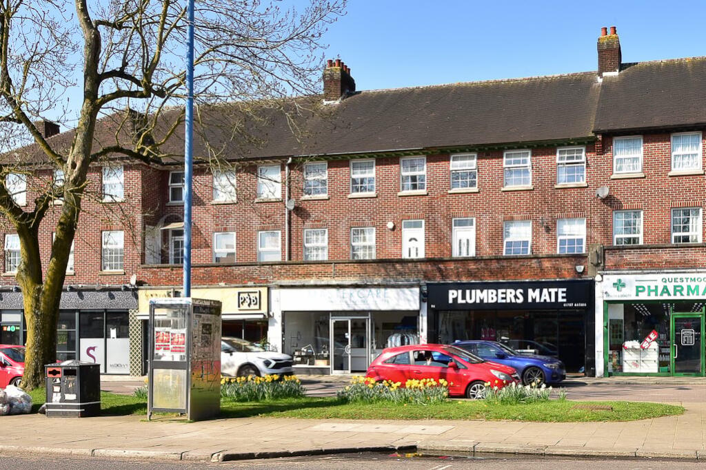Main image of property: High Street, Potters Bar, EN6