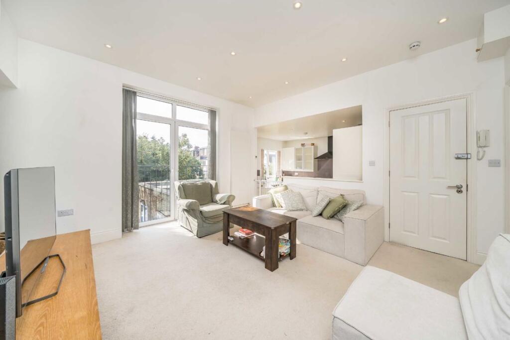 Apartment in London - View 4