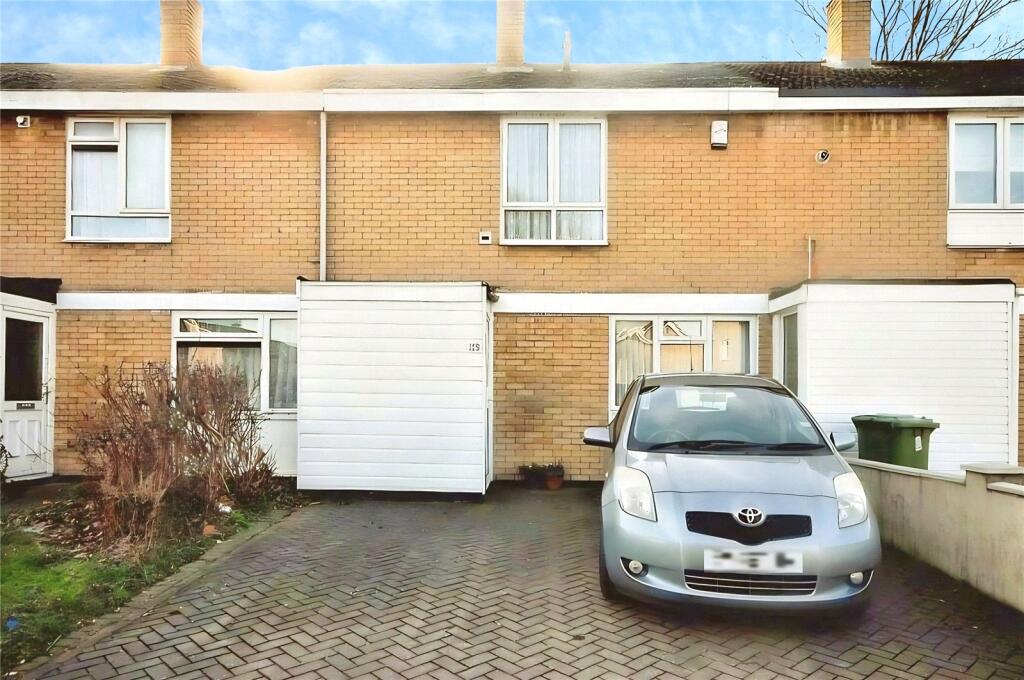 Main image of property: Great Knightleys, Basildon, SS15