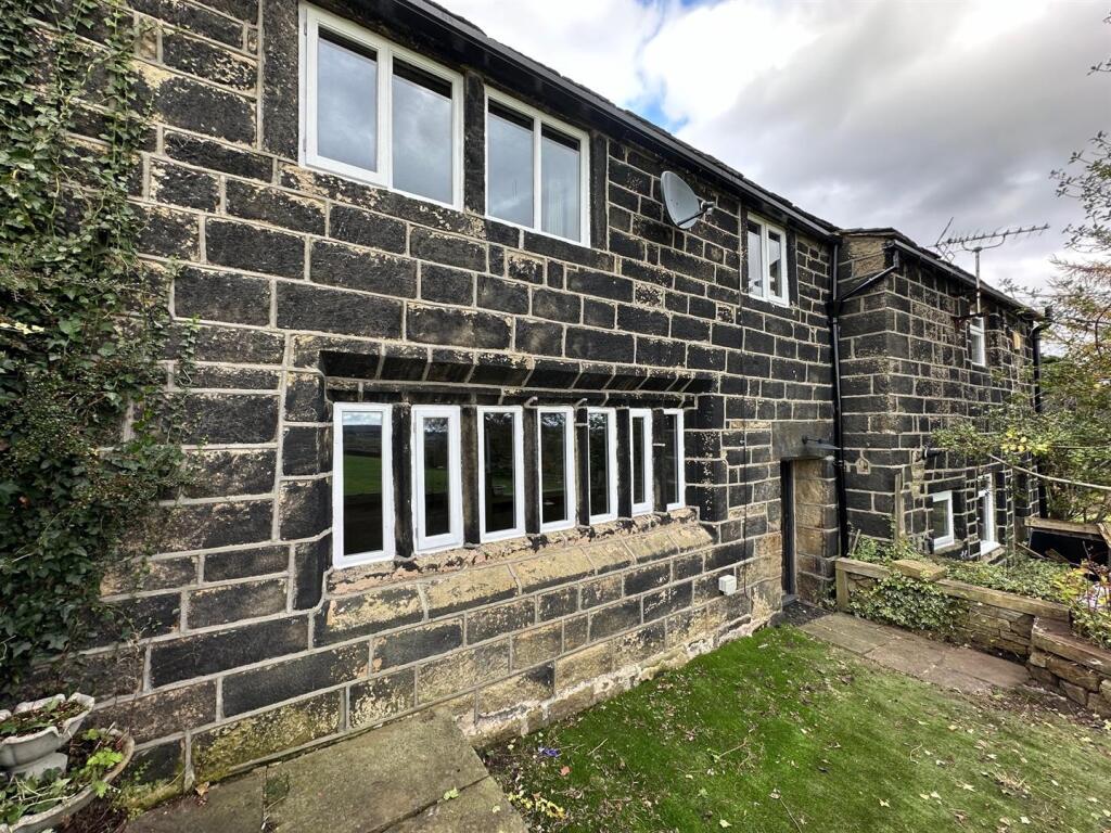 Main image of property: The Old Farmhouse, 3 High Lee, Luddendenfoot, Halifax