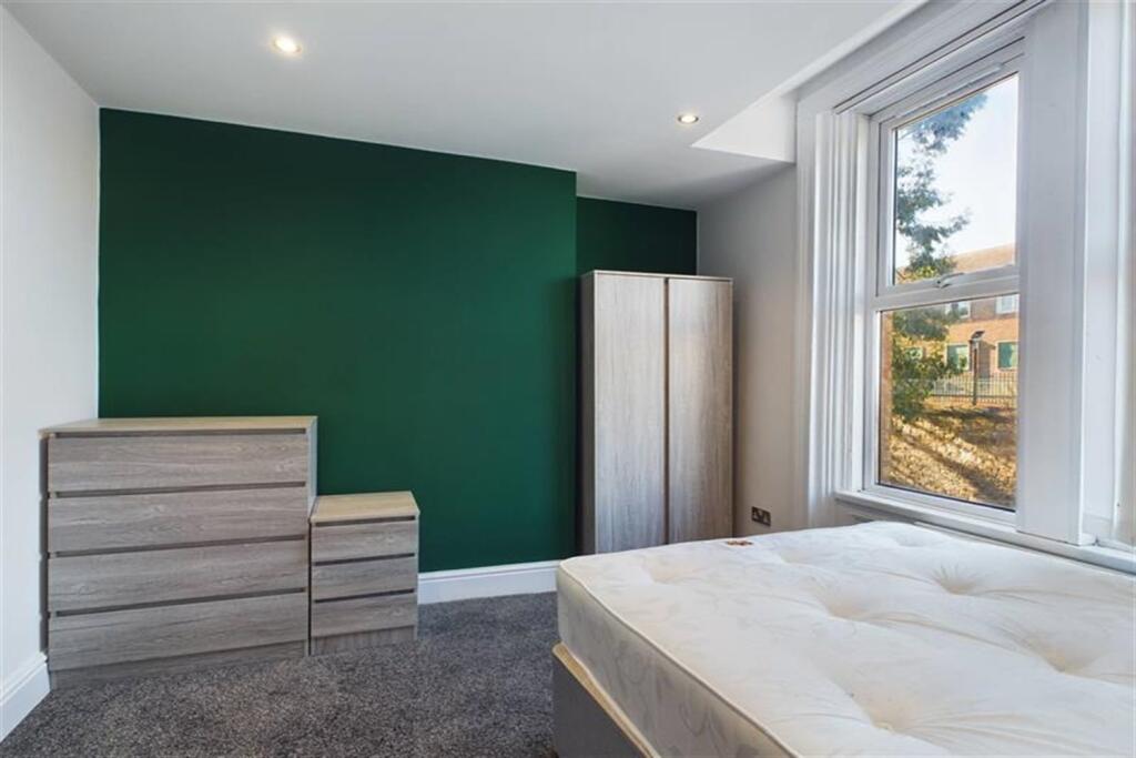 Main image of property: Gainsborough Grove, Newcastle Upon Tyne