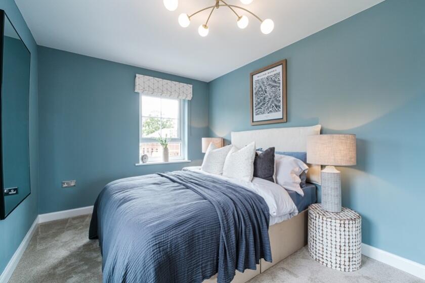 House in Stoke-on-Trent - More