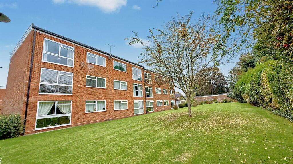 Main image of property: Tennis Courts, Kings Norton / Bournville, Birmingham