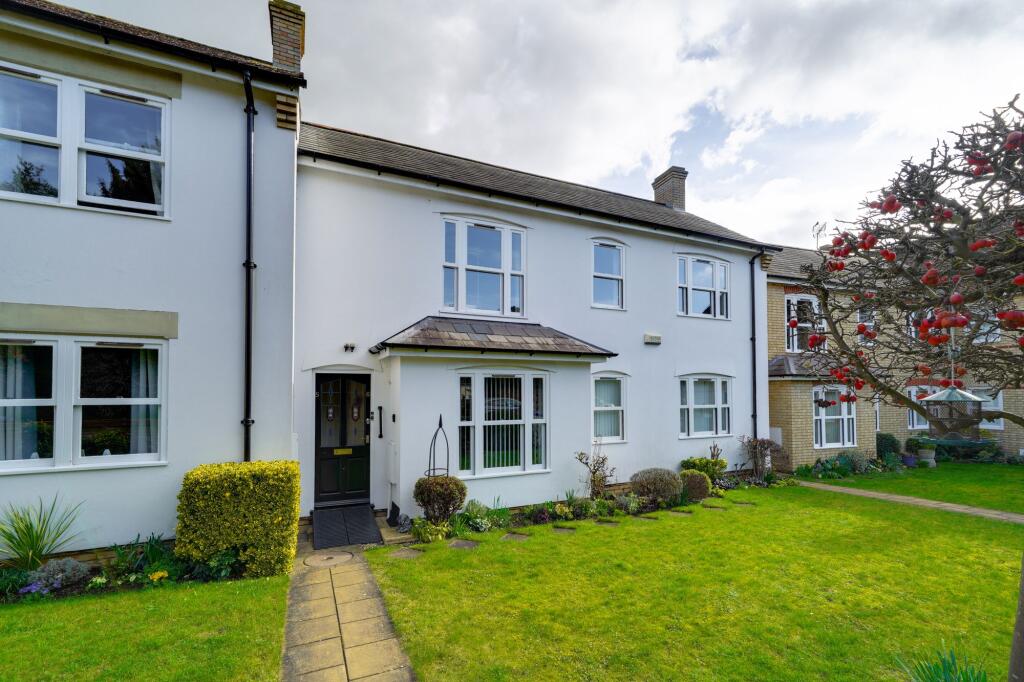 Main image of property: Cardinals Gate, Royston, SG8