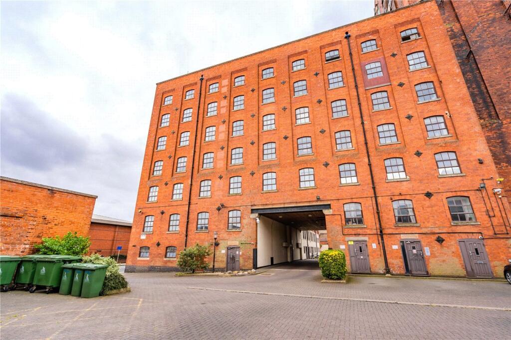 Main image of property: Victoria Street, Grimsby, Lincolnshire, DN31