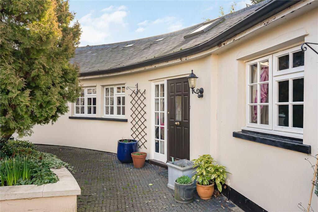 Main image of property: Newgate Street, Hertford, Hertfordshire, SG13