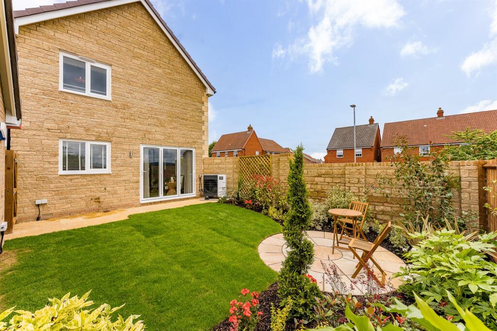 3 bed detached - Little Keyford Lane, Frome image 4