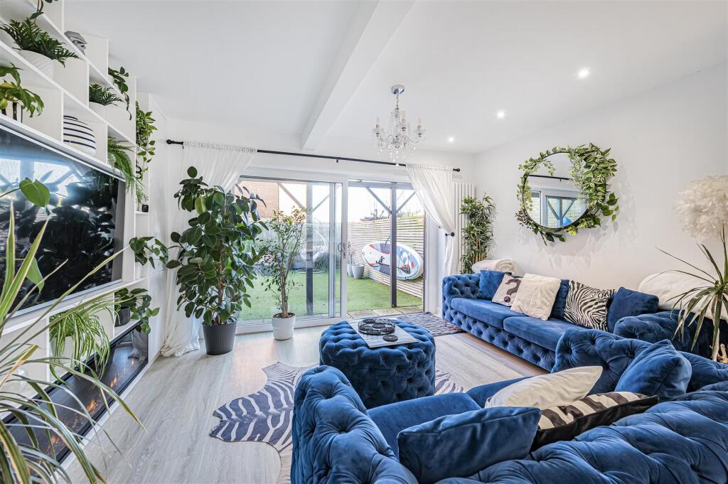 Mallett Close, Seaford, photo 2