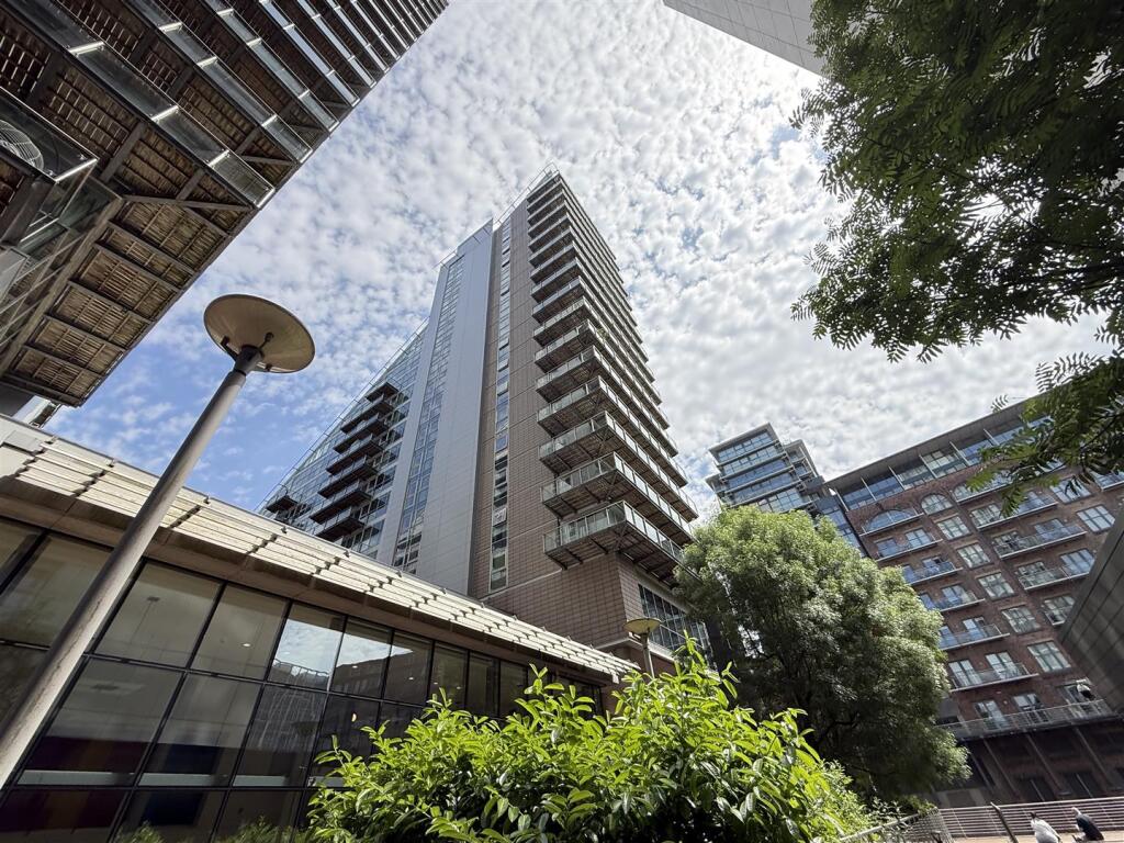 Main image of property: The Edge, Clowes Street, Salford