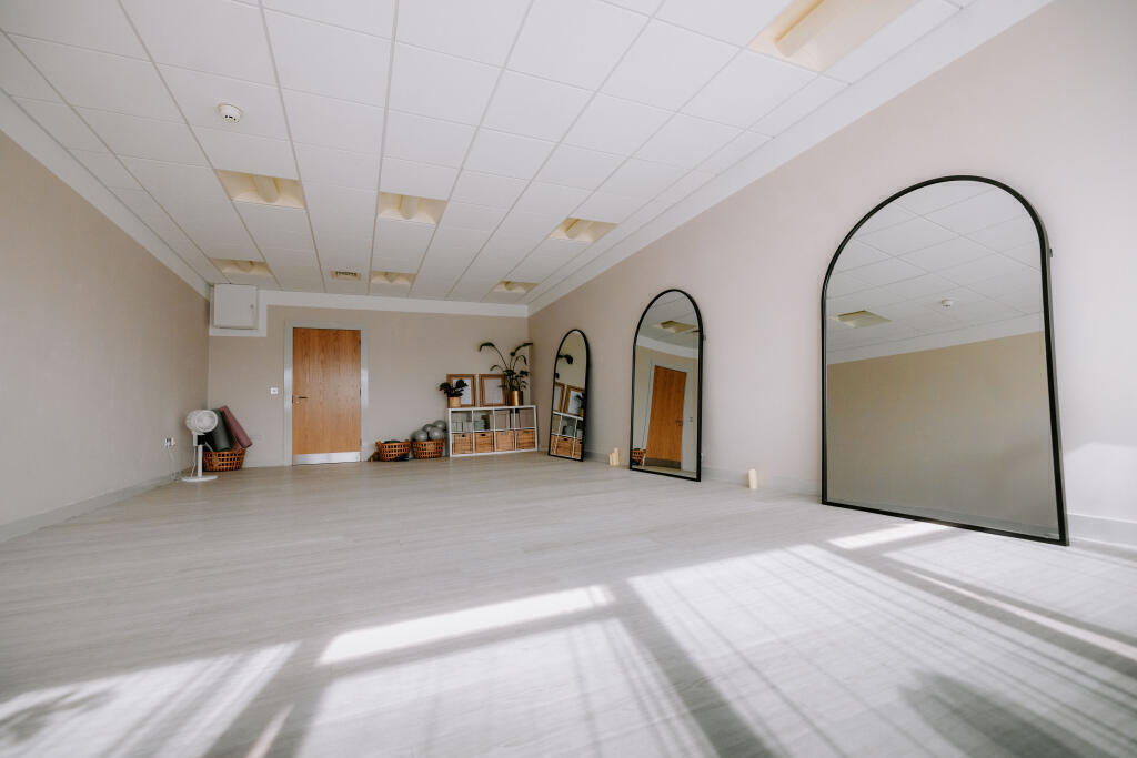 500 sqft office