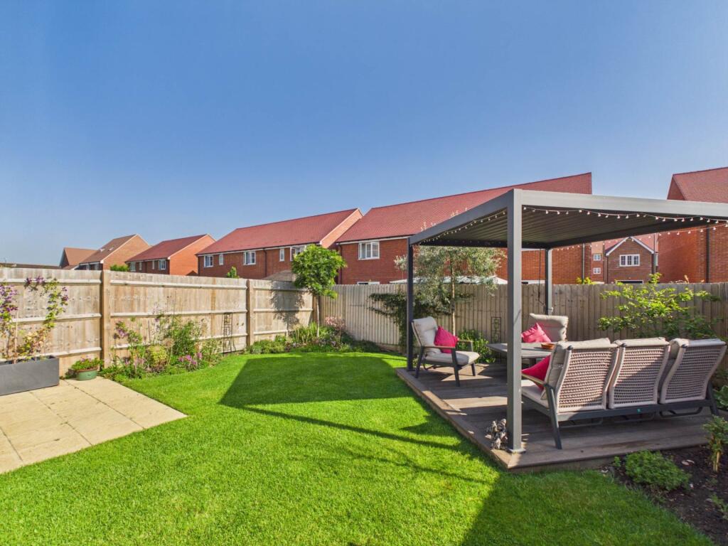 Main image of property: Bodge Piece, Weston Turville