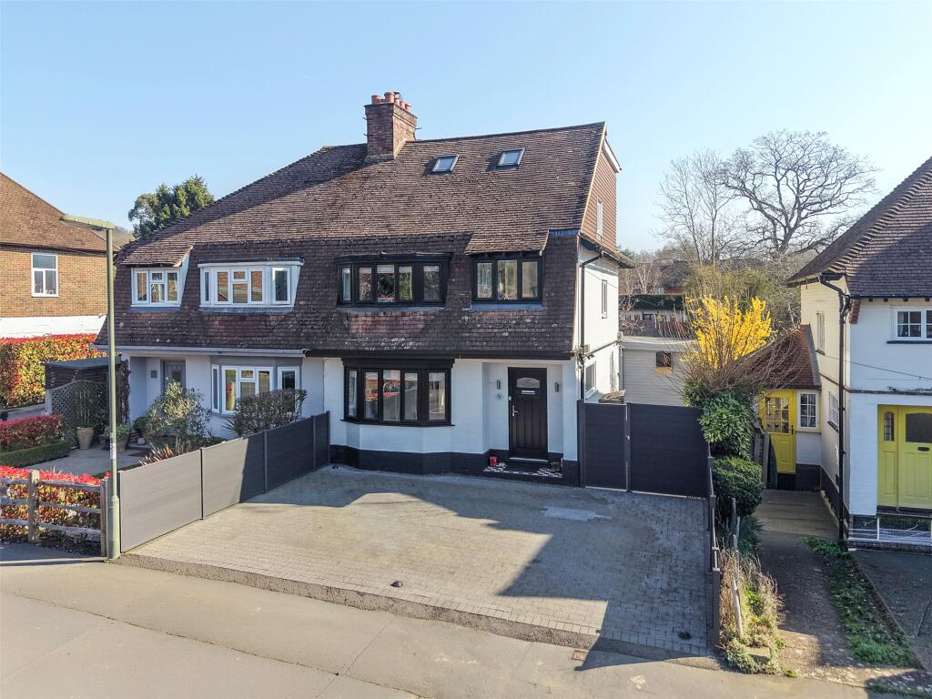 Main image of property: Westlands Way, Oxted, Surrey, RH8