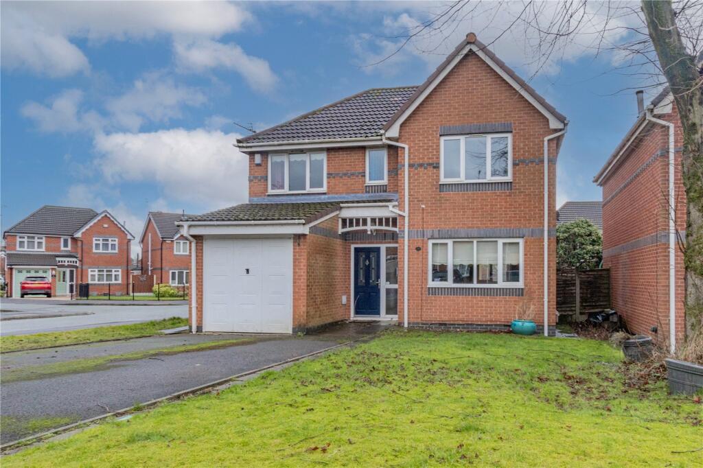 4-bed detached on Frank Fold, Heywood, Greater Manchester, OL10, £325,000