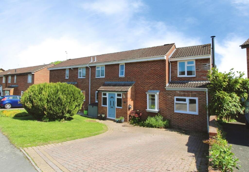 Main image of property: The Dormers, Highworth, SN6