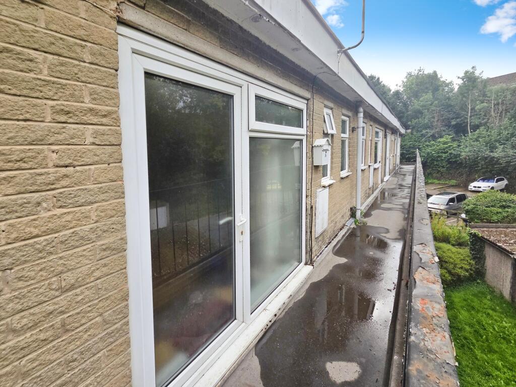 Carr Road, Deepcar, Sheffield, S36 photo 3