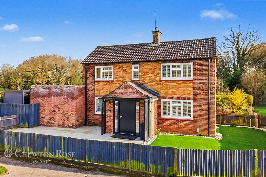 Main image of property: Hilltop Close, Ascot