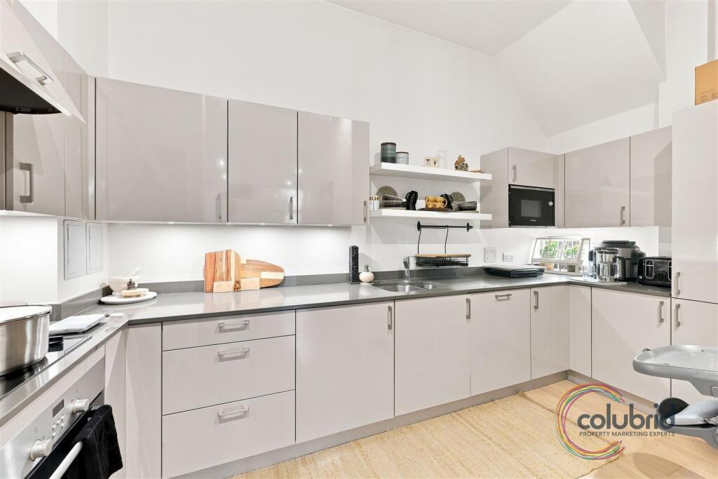 Apartment in Chelmsford, Moulsham - View 4