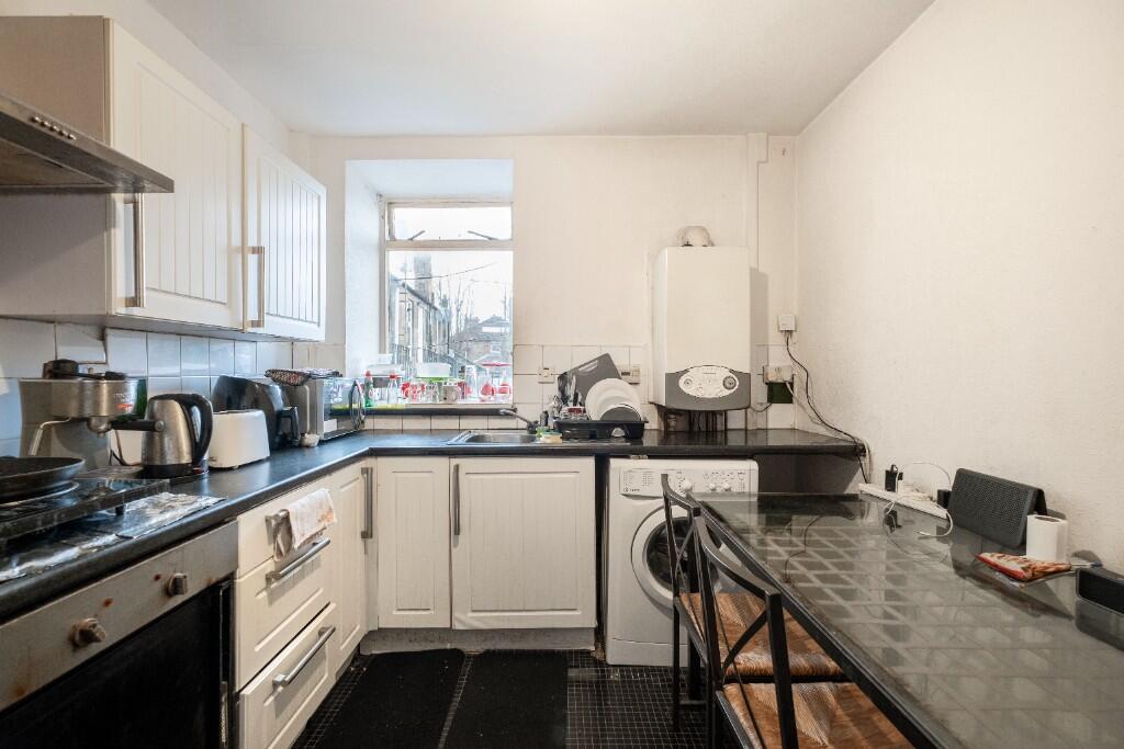 Apartment in Uphall, West Lothian - View 5