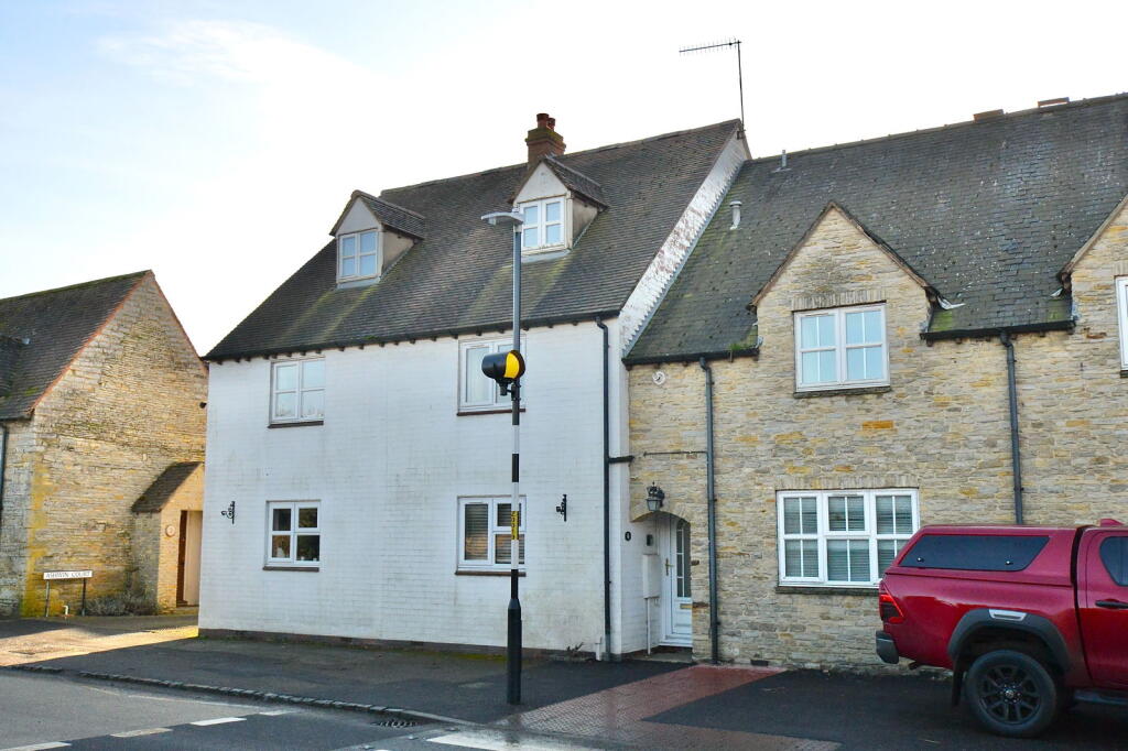 Main image of property: Ashwin Court, Bretforton, WR11 7HL