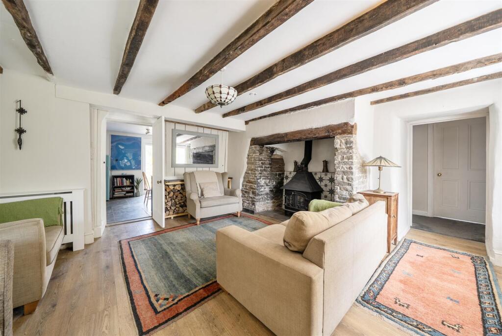House in Exeter - View 3