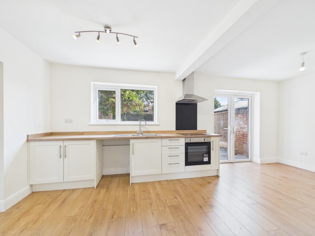 House in Derby, Oakwood - View 5