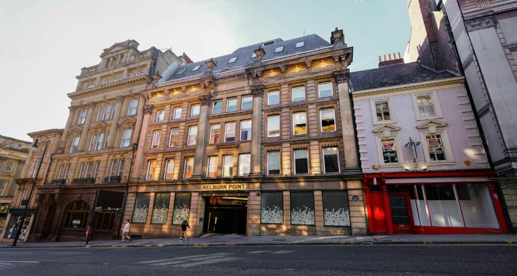 Kelburn House Front Page.jpg