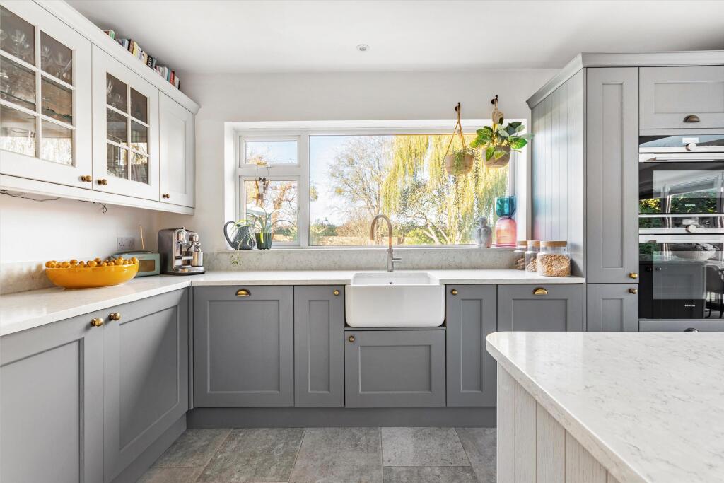 Barn Close, Gretton, Cheltenham, Gloucestershire, GL54 photo 4