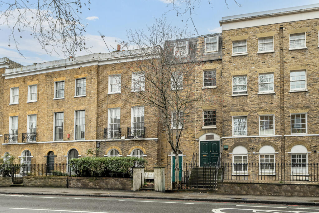 Apartment in London - View 2