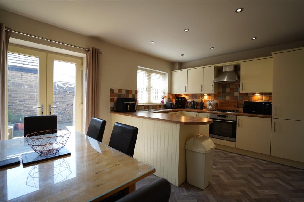 House in Bradford, West Yorkshire - View 5