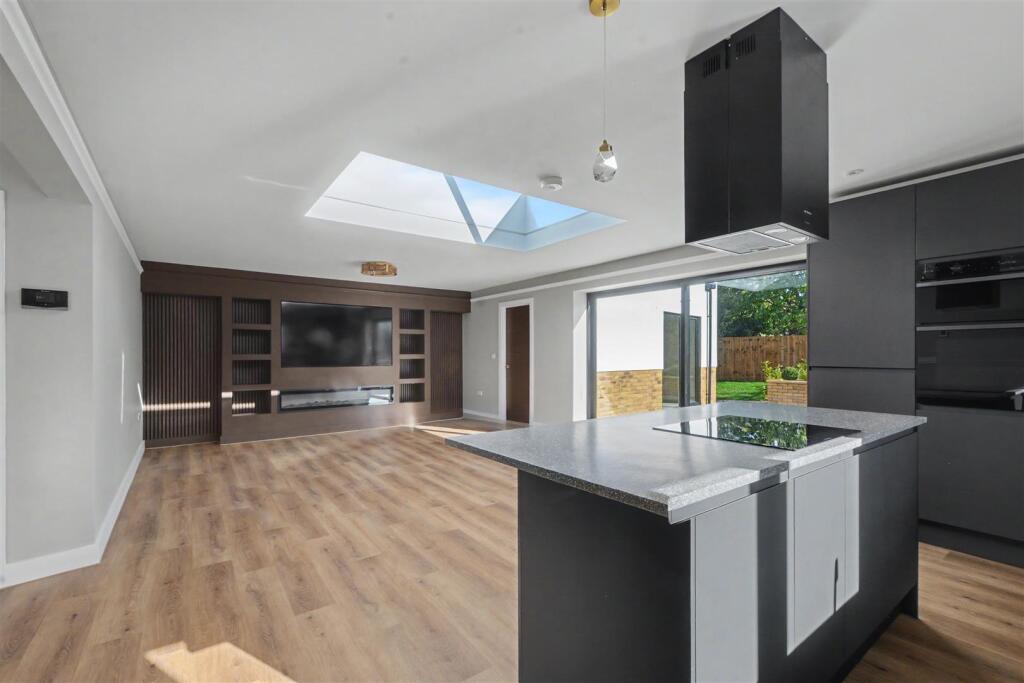 House in Nottingham, Stapleford - View 4