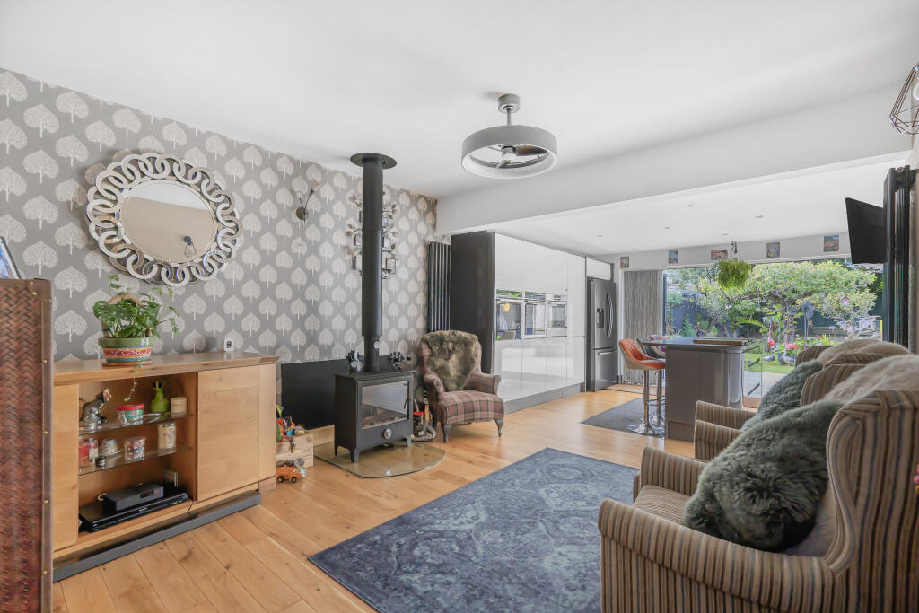 House in Portsmouth - View 4