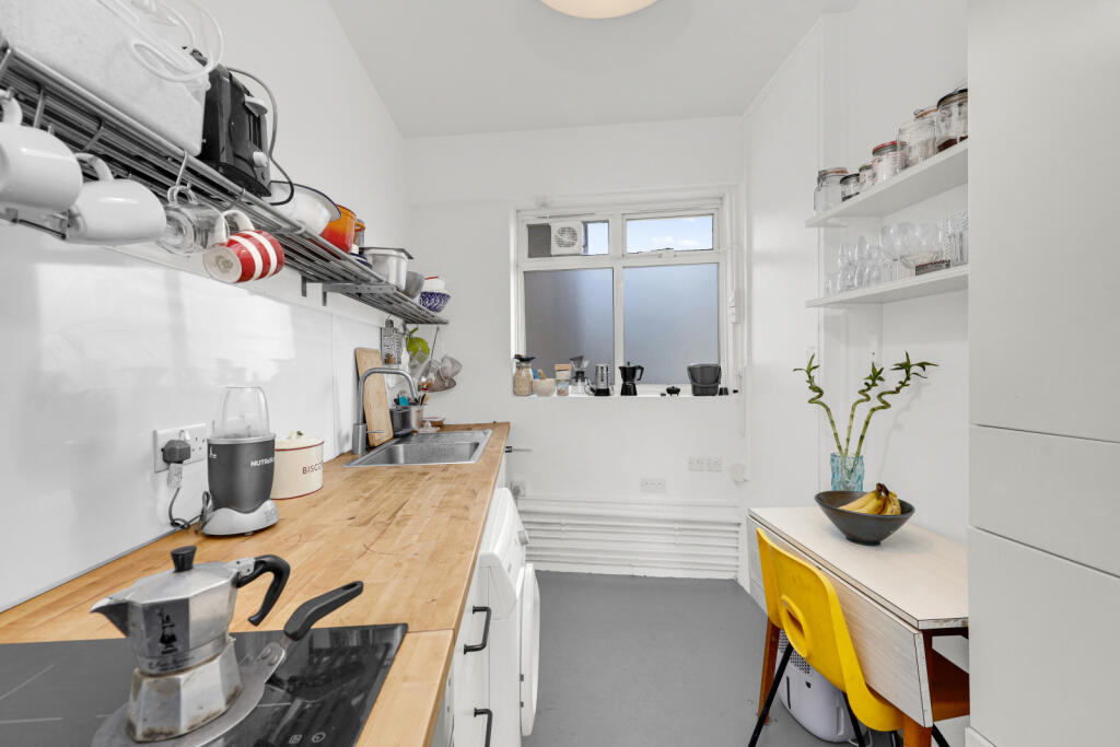 Apartment in London - View 4