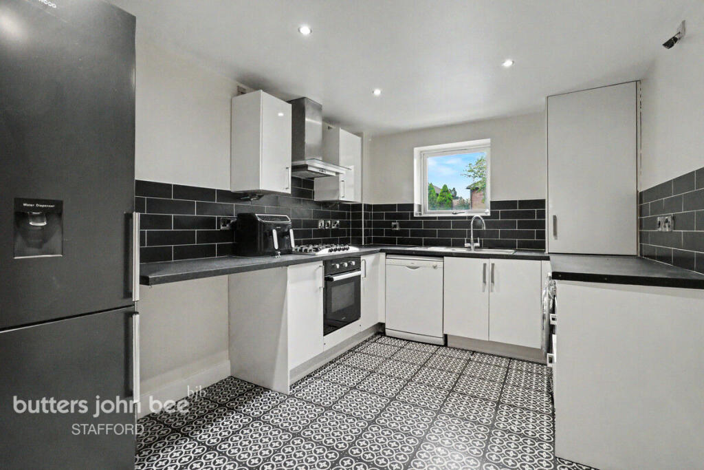 Main image of property: Limelock Court, Stone