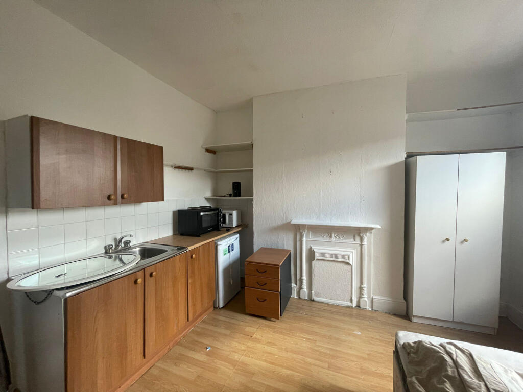 Main image of property: Fulham Palace Road, London, W6