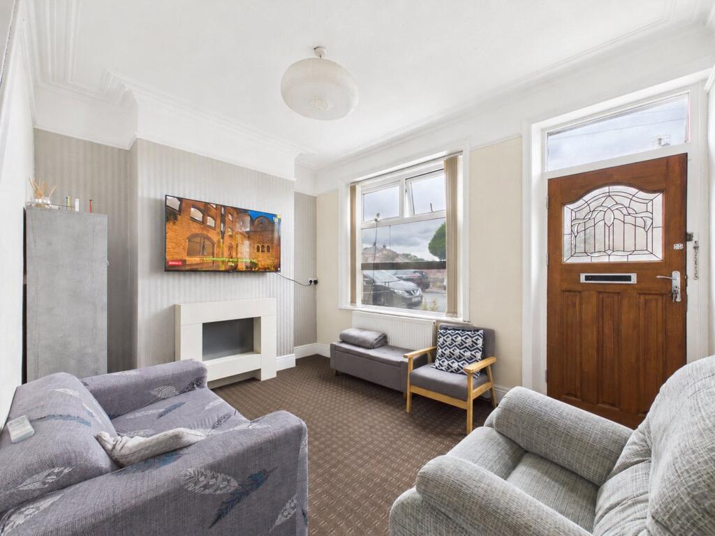 House in Bradford - View 3