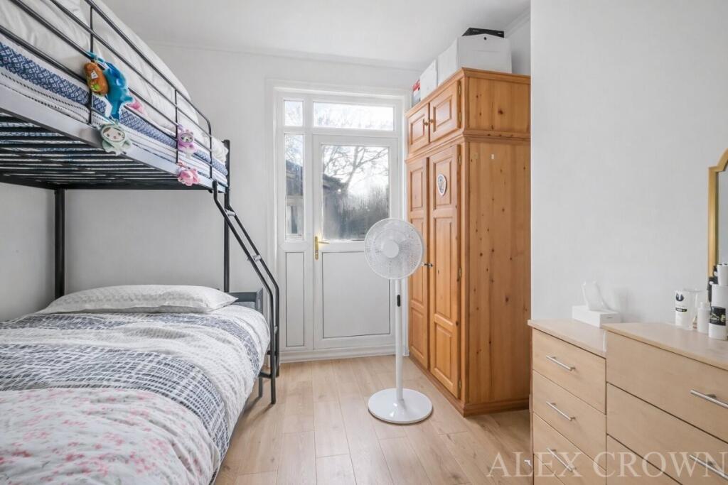 Apartment in London - View 5