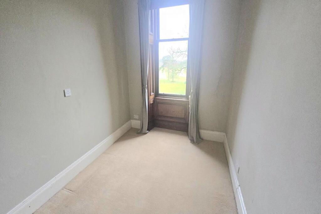 Apartment in Glasgow, Stirling - View 5