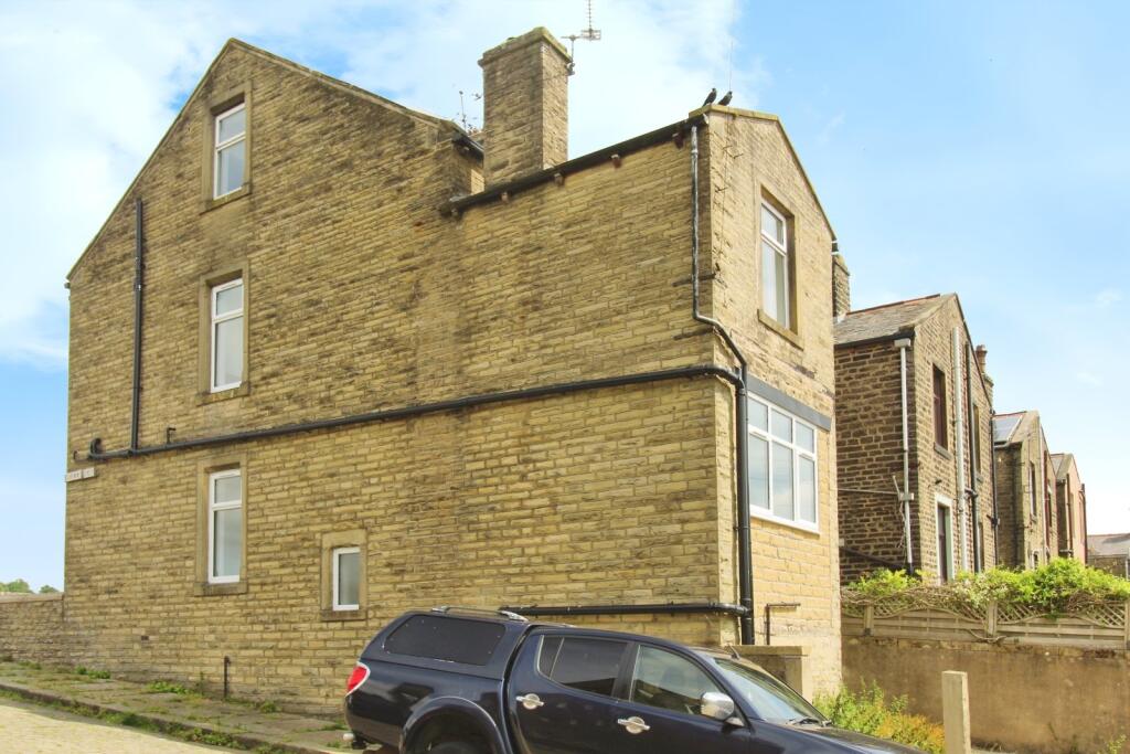 Keighley Road, Colne, Lancashire, BB8 - View 6