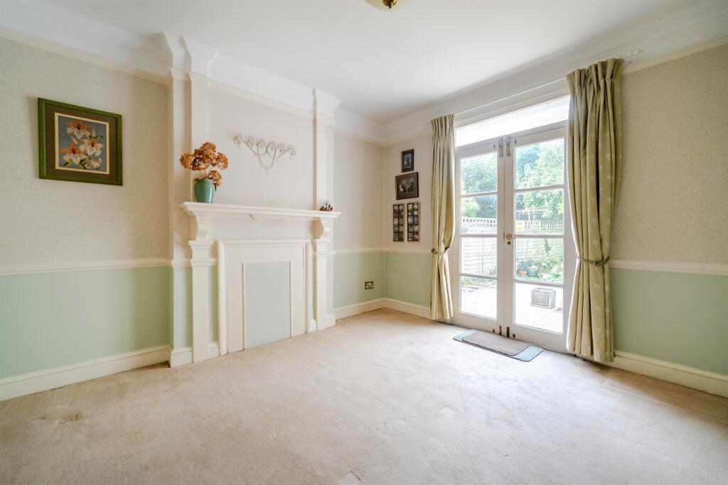 Ellington Road, Taplow, Maidenhead photo 4