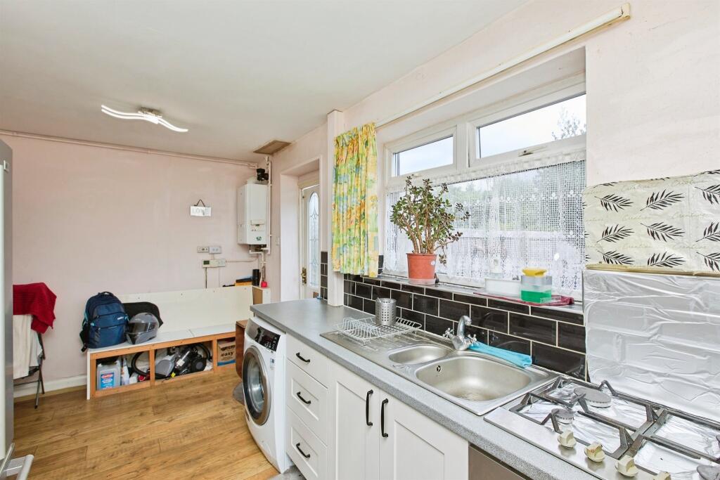 House in Derby - View 5