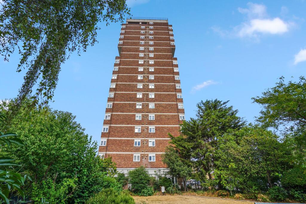 Apartment in London - View 2