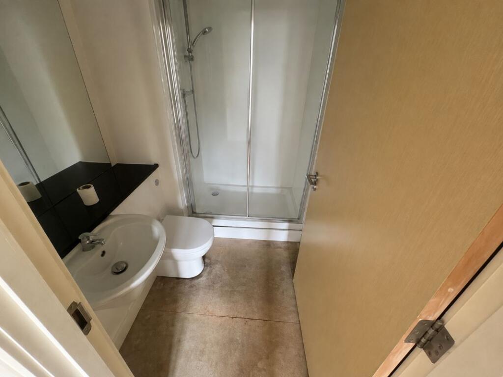 Apartment in Glasgow - More