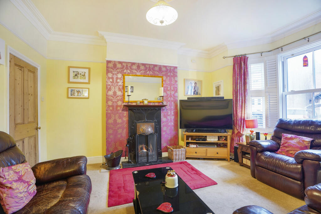 House in Rugby, Hillmorton Paddox - View 2