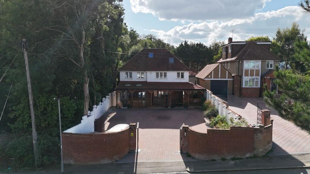 Main image of property: Calder Close, Tilehurst, RG30