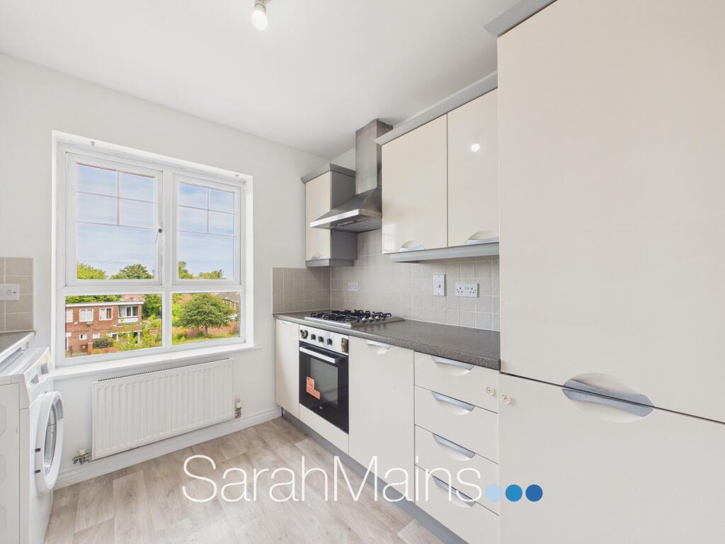 Apartment in Newcastle upon Tyne - View 2